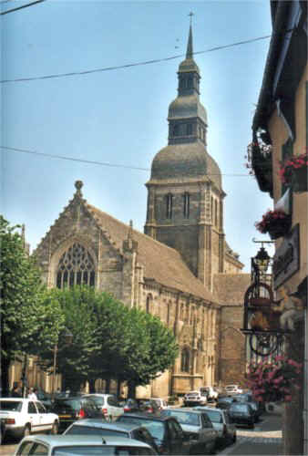 dinan6.jpg (44198 octets)