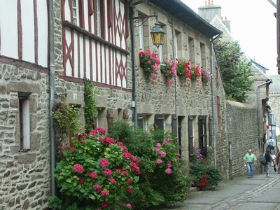 mini-treguier _ 01.JPG (51838 octets)