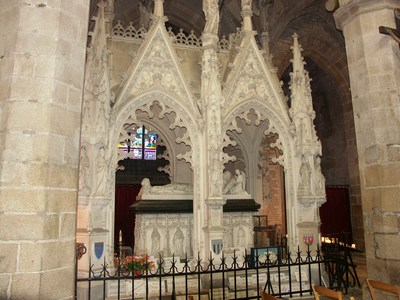 mini-treguier _ 03.JPG (42453 octets)