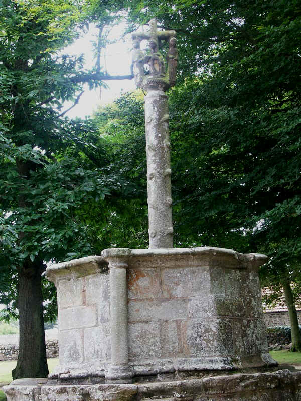 plougrescant32.JPG (213252 octets)